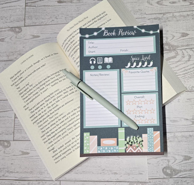 Book Review Notepad - Bookshelf