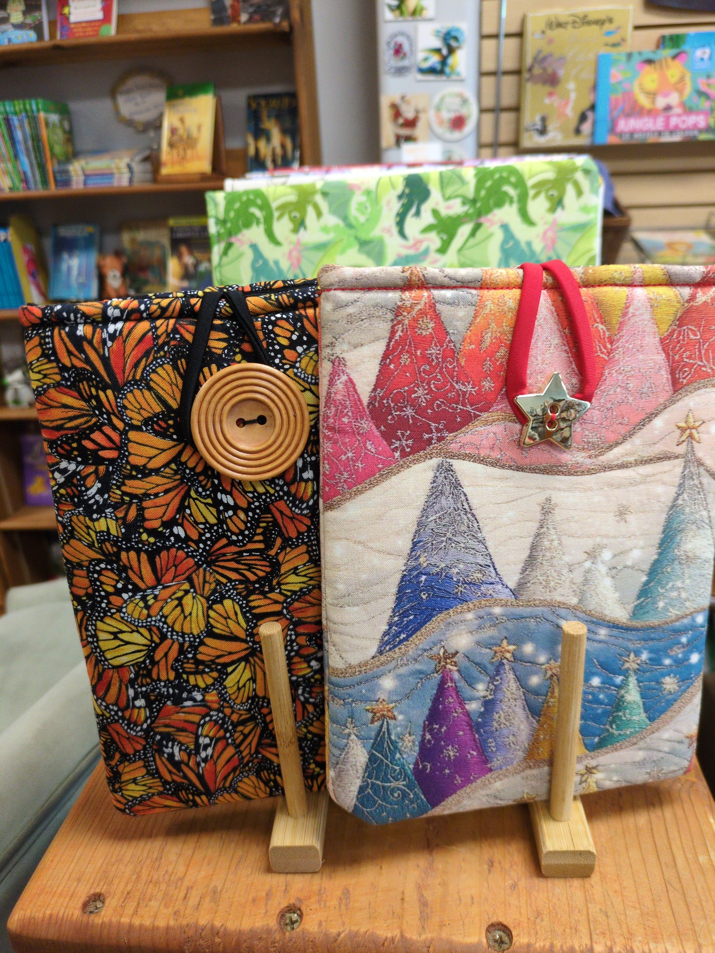 Fabric Kindle sleeve