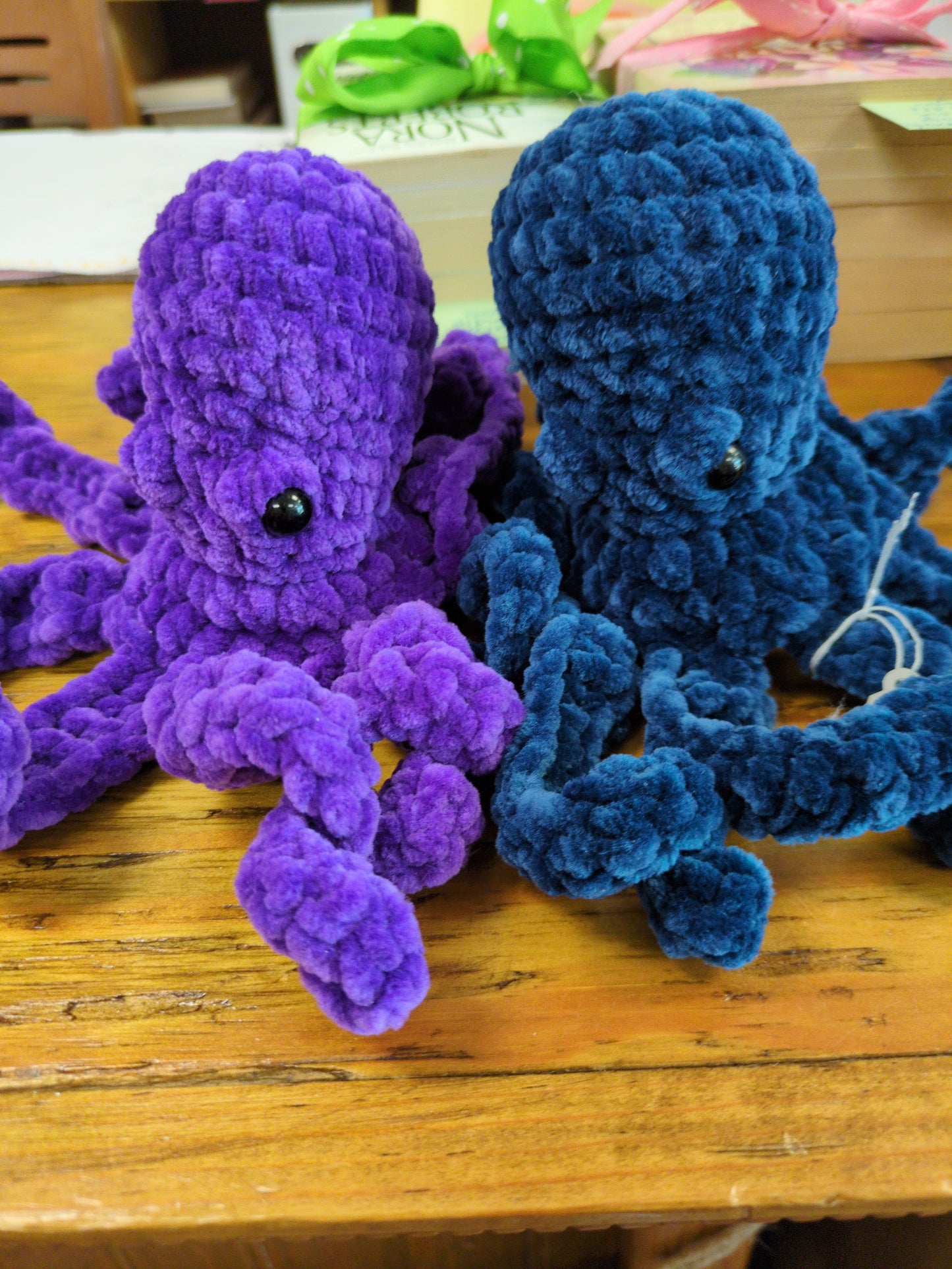 Octopus - Crochet by FiberStudio