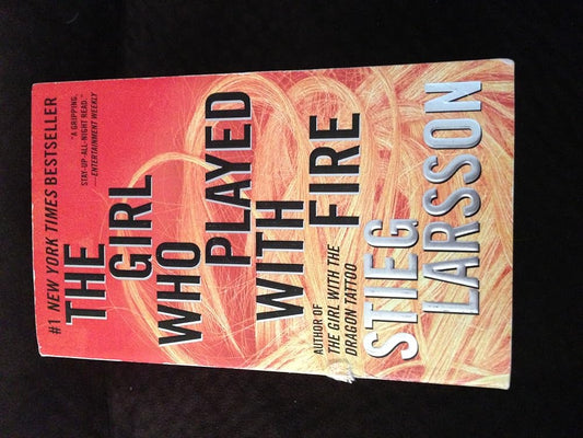 The Girl Who Played with Fire (Millennium Trilogy, No 2) cover image