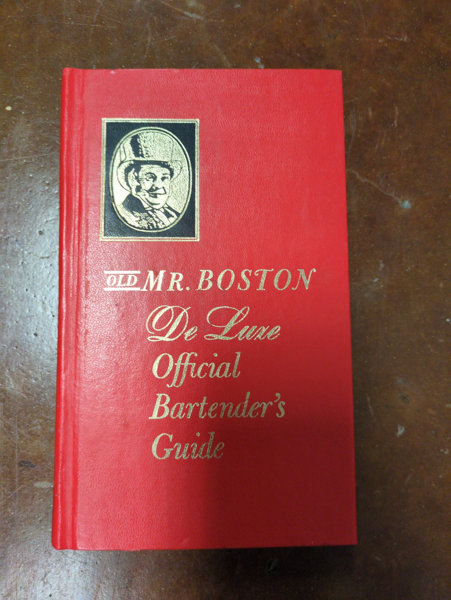 Old Mr. Boston: De Luxe Official Bertender's Guide