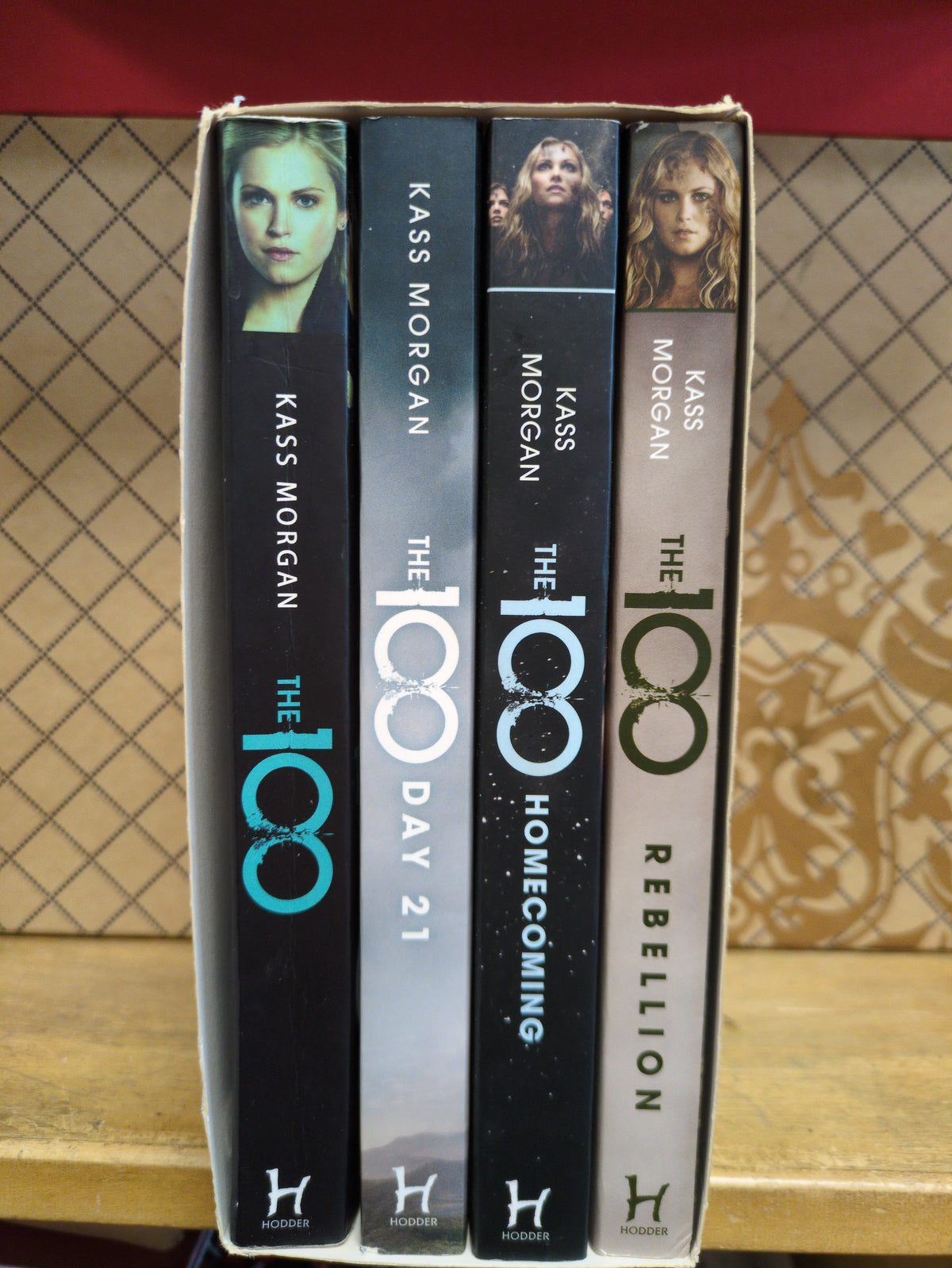 The 100 Series 4 Book Set