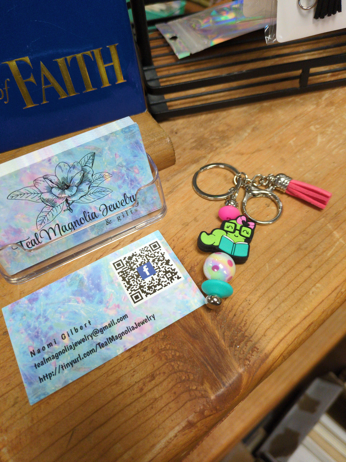 Keychain Beaded- Teal Magnolia