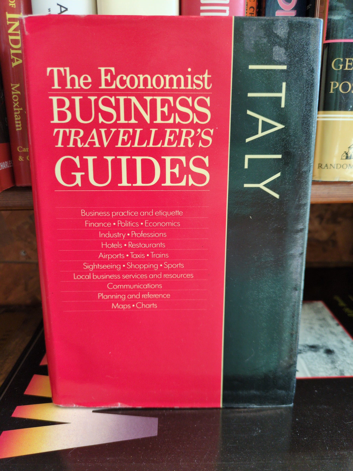 Italy (Economist Business Traveller's Guide)